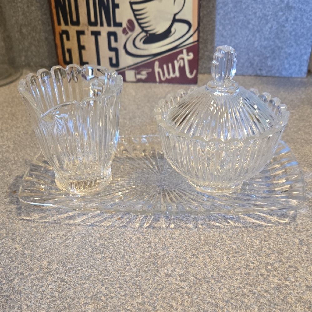 Elegant Clear Glass Sugar and Creamer Set